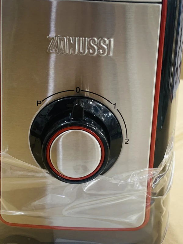 Zanussi blender ZBL-920-RD - Image 3